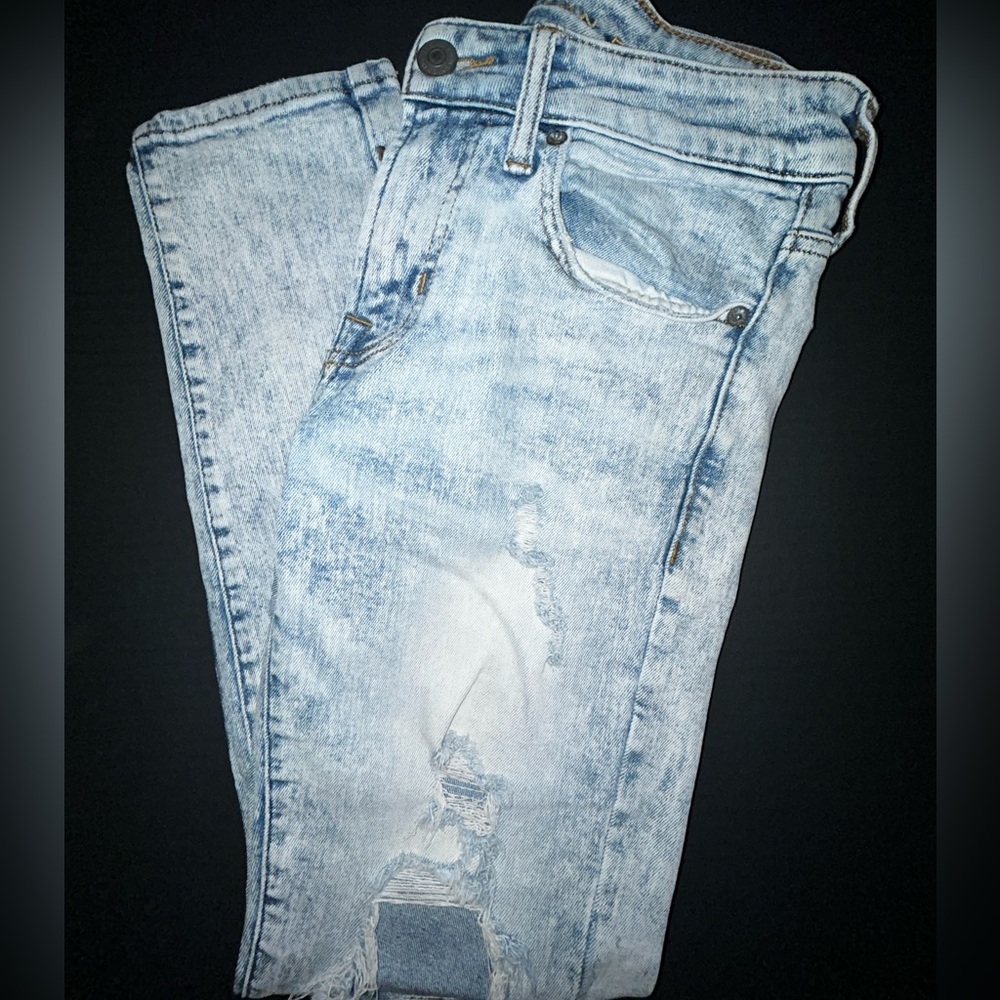 American Eagle Light Blue Ripped Style Mens Skinny Jeans